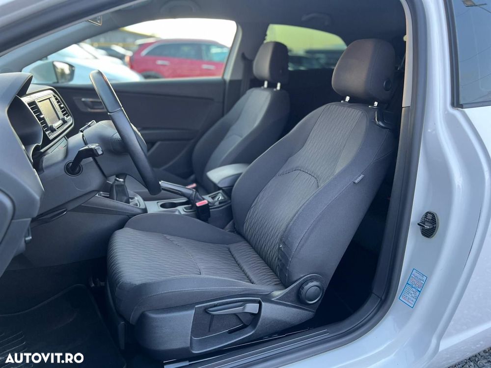 Seat Leon 1.6 TDI DPF Ecomotive Style - 6