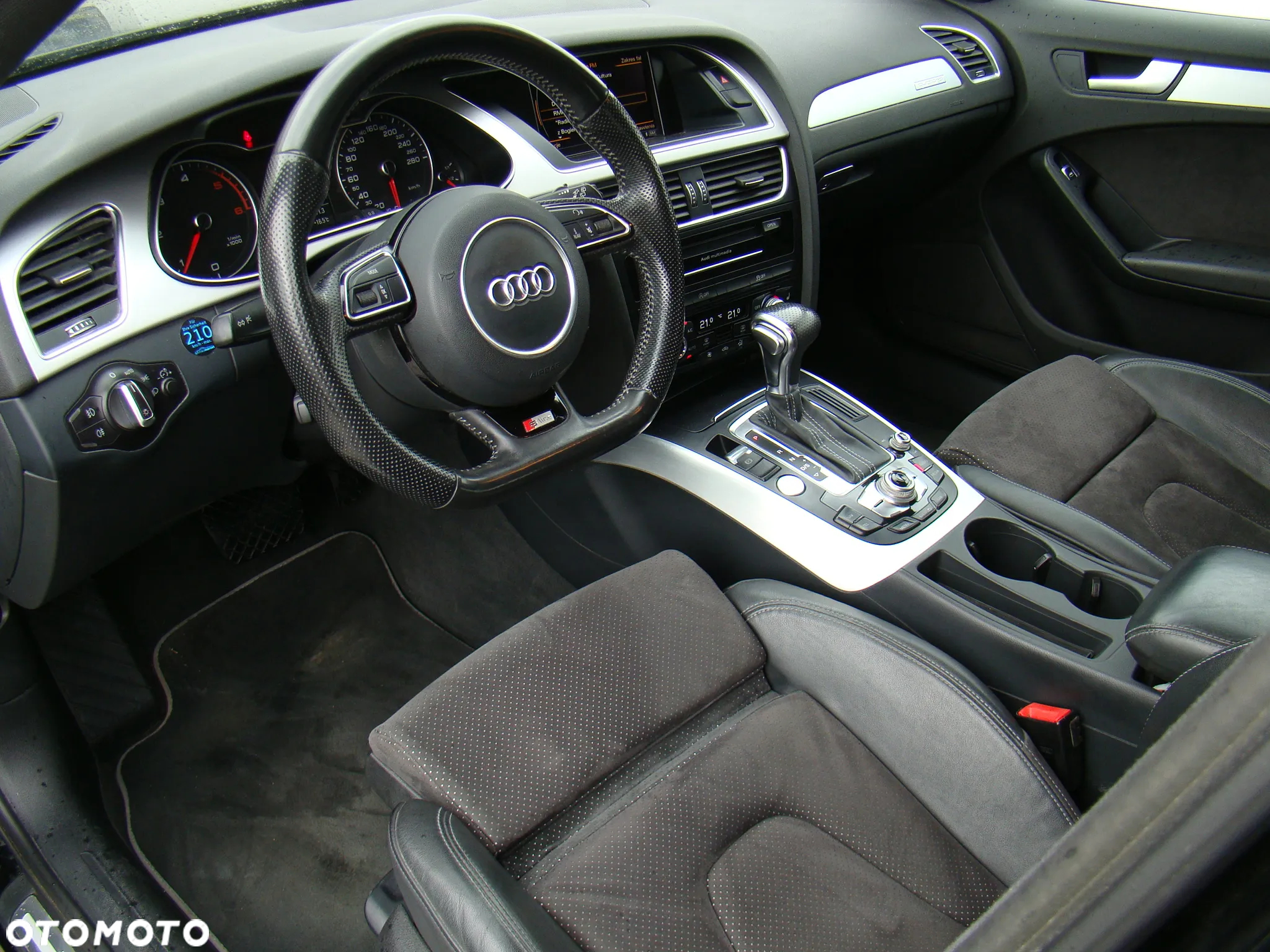 Audi A4 Avant 2.0 TDI DPF quattro S tronic S line Sportpaket - 26