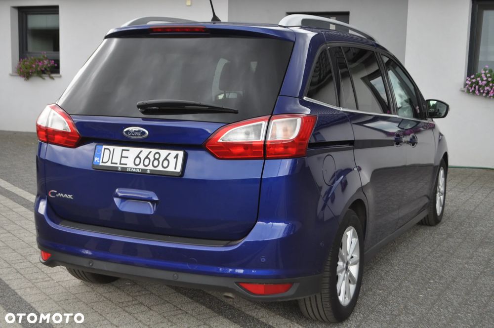 Ford Grand C-MAX - 39