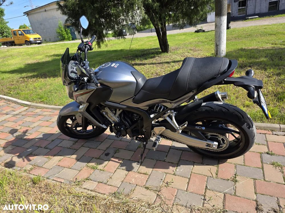 Honda CB 650R - 15