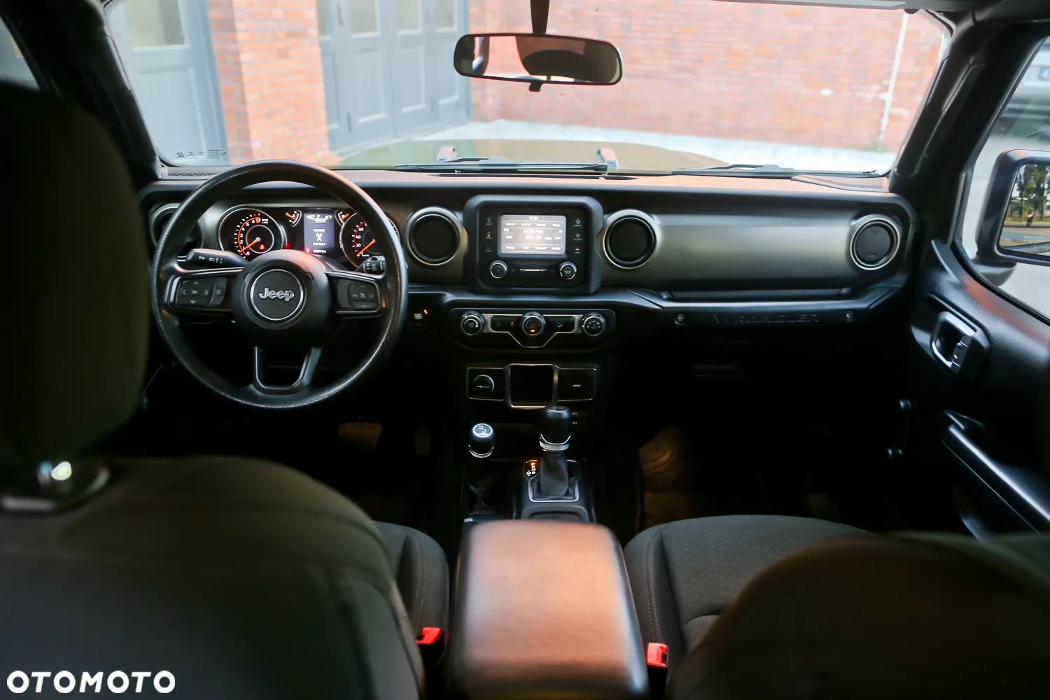 Jeep Wrangler - 27