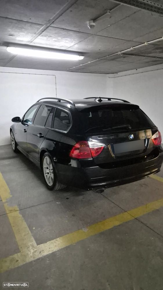 BMW 320 d Auto - 28