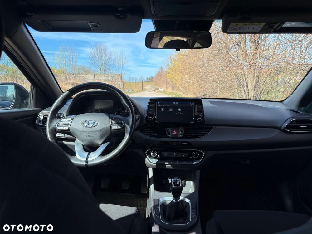 Hyundai i30 1.4 GO - 18