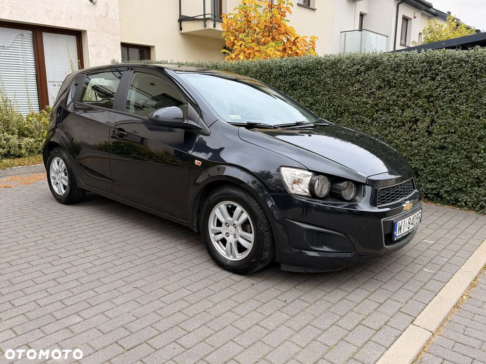 Chevrolet Aveo - 9