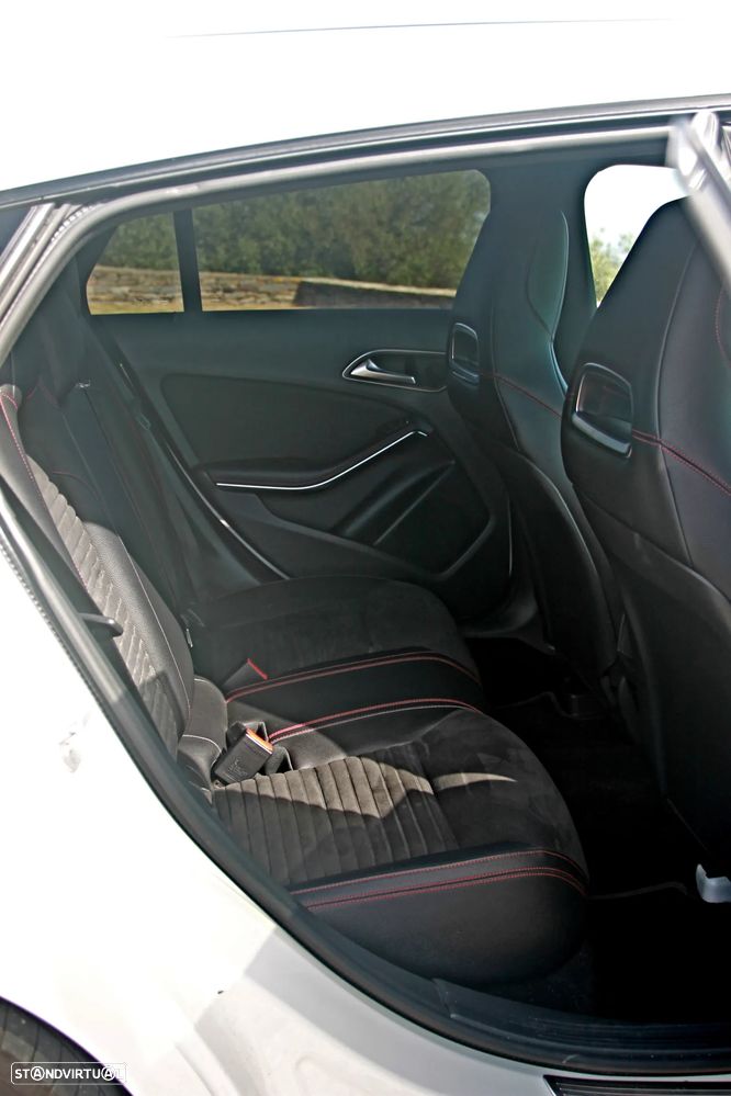 Mercedes-Benz CLA 200 (CDI) d AMG Line - 8