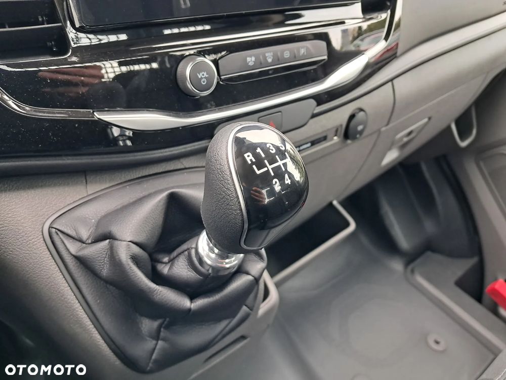 Ford Transit - 22