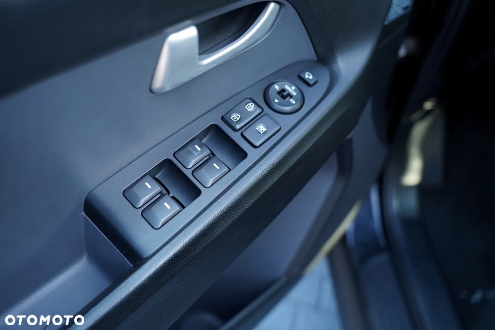 Kia Sportage 2,0 CRDI 2WD Vision - 27