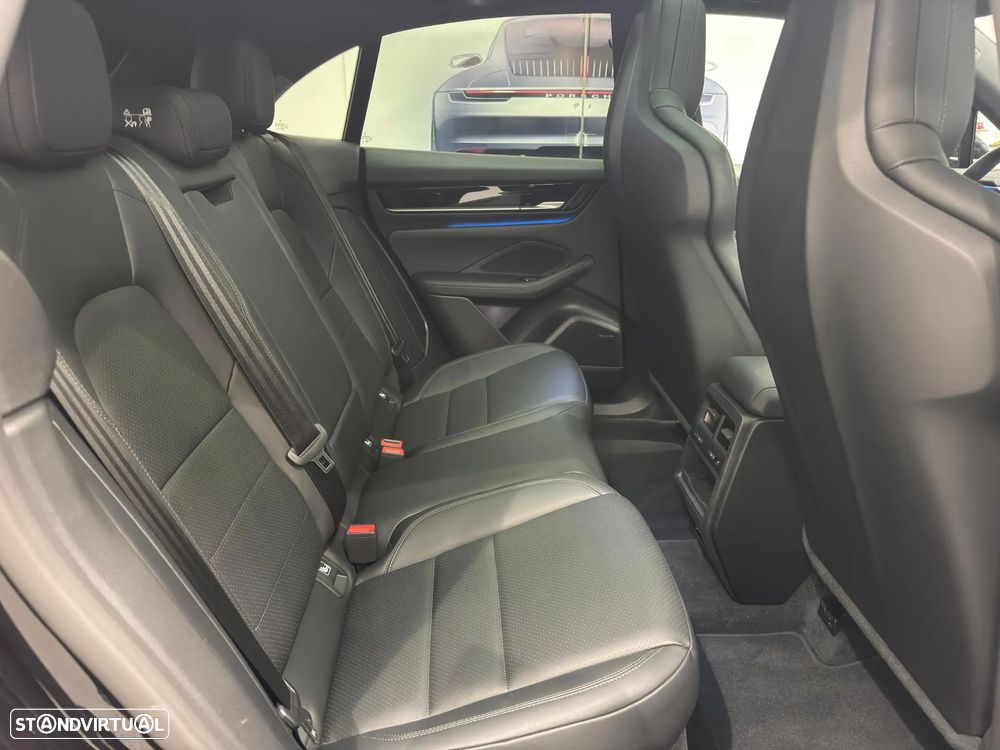 Porsche Macan 4S - 36