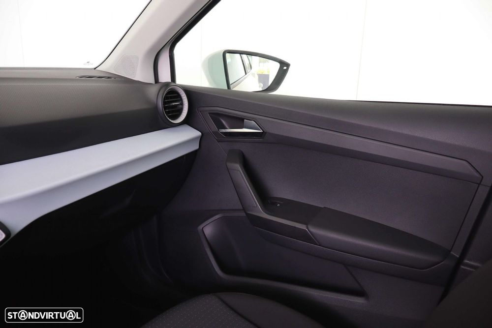 SEAT Arona 1.0 TSI Style DSG - 27