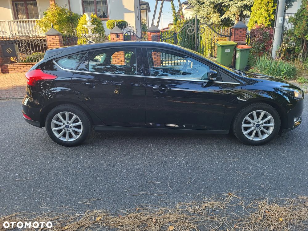 Ford Focus 1.0 EcoBoost Titanium - 3