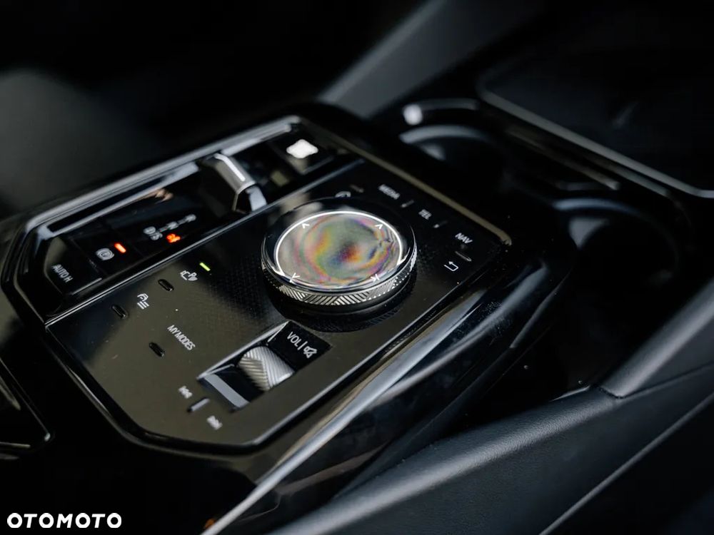 BMW Seria 5 520i - 13