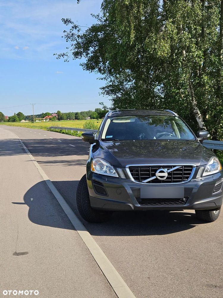 Volvo XC 60 T6 AWD Momentum - 6