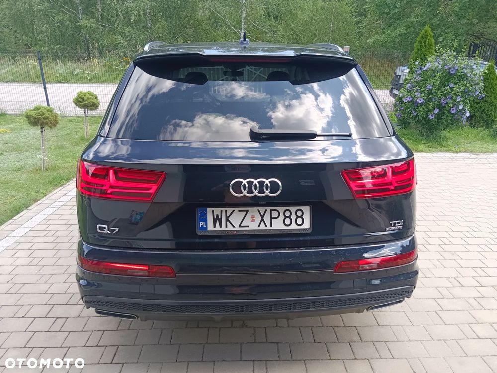 Audi Q7 2017 photo 5
