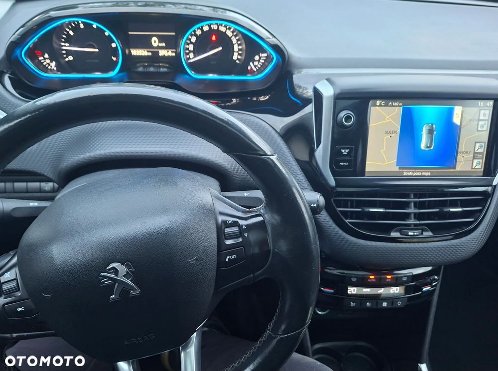 Peugeot 2008 1.6 VTi Allure - 15