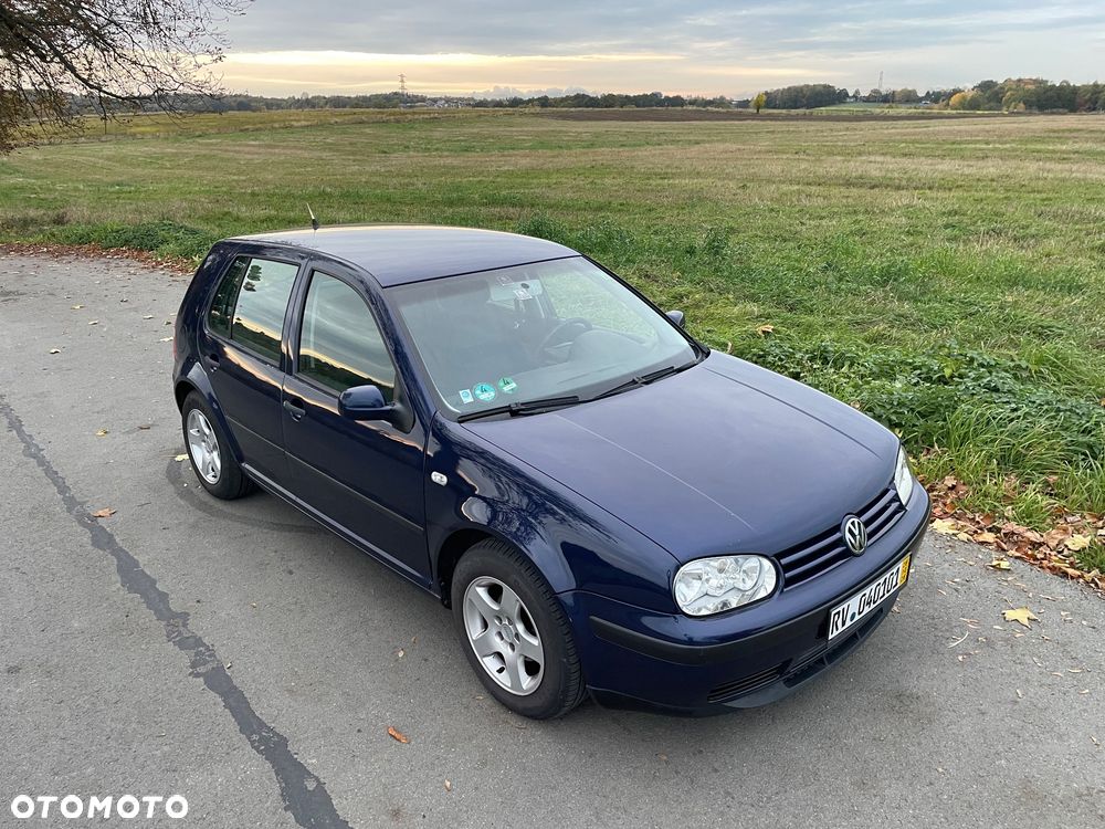 Volkswagen Golf 2003 photo 2