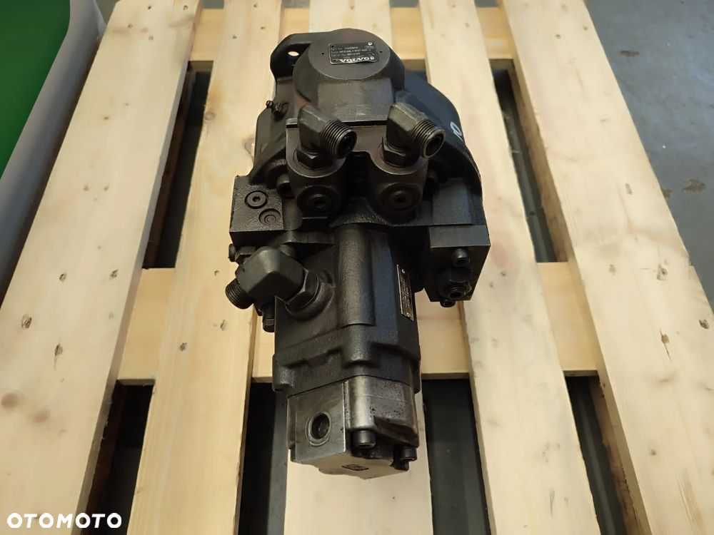 Pompa hydrauliczna główna AP2D28 Rexroth 14633898 Volvo EC 55 - 7