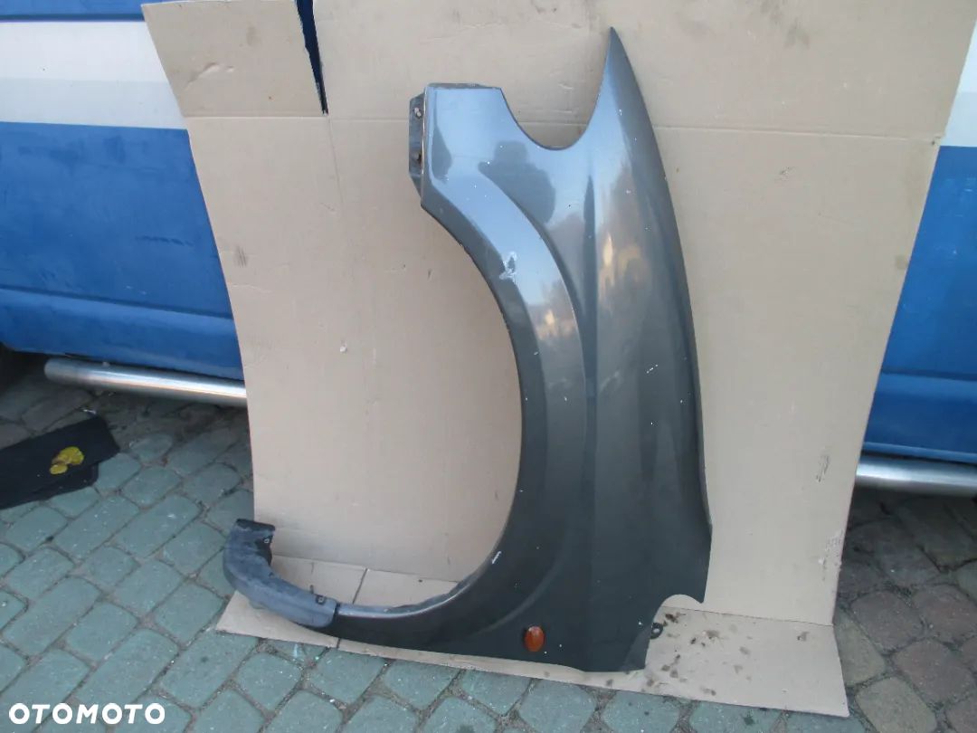 Błotnik lewy VOYAGER LIFT BEZ RDZY - 1