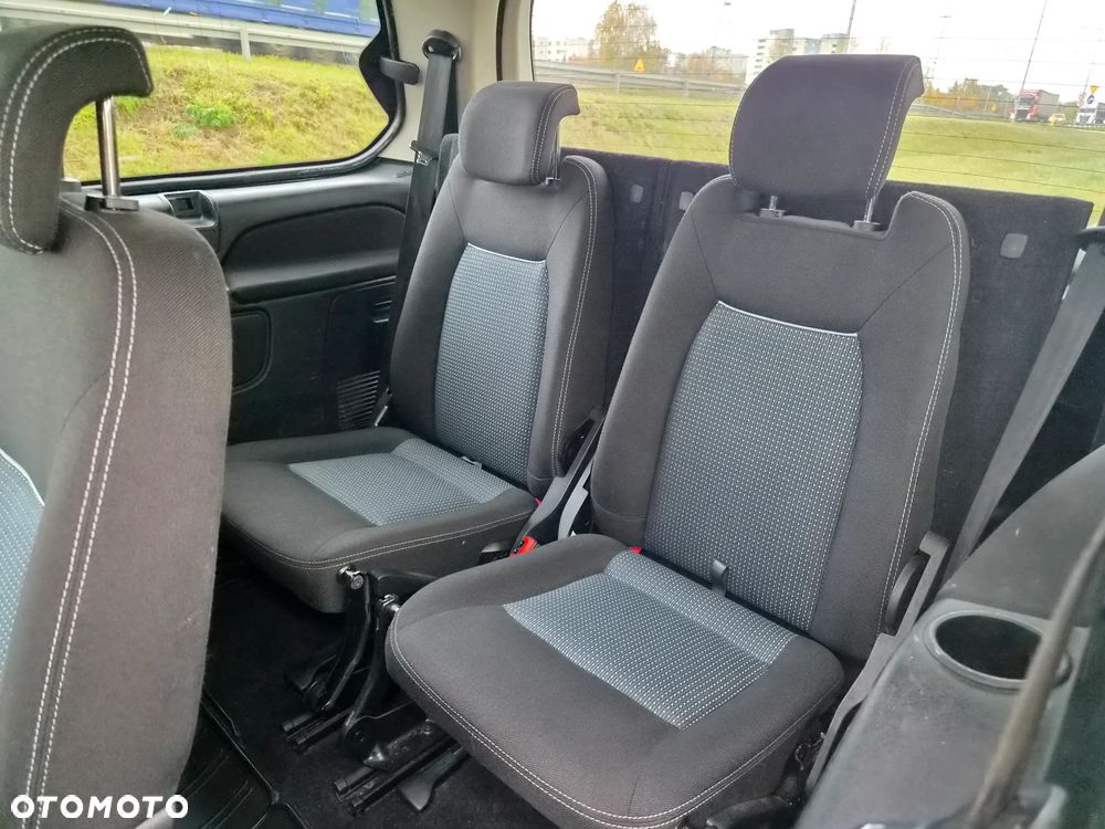 Ford Galaxy - 18