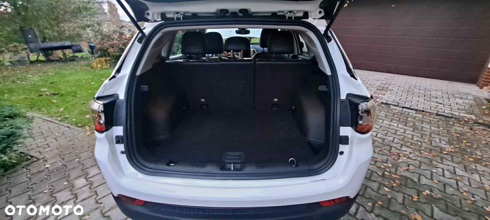 Jeep Compass - 11