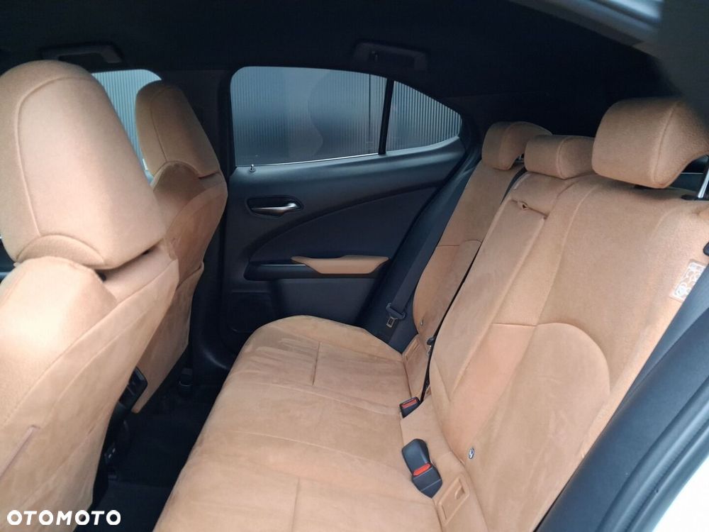 Lexus UX 250h GPF Business 2WD - 11