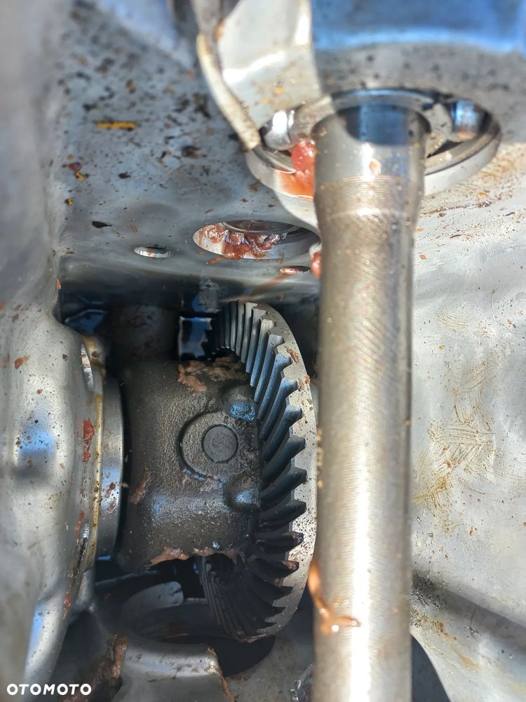 Yanmar F145 skrzynia biegów,wał,most,atak,zwrotnica,zwolnica,układ planetarny,maska,grill,most,silnik, - 7