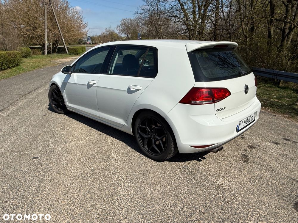 Volkswagen Golf 1.4 TSI BMT Comfortline DSG - 4
