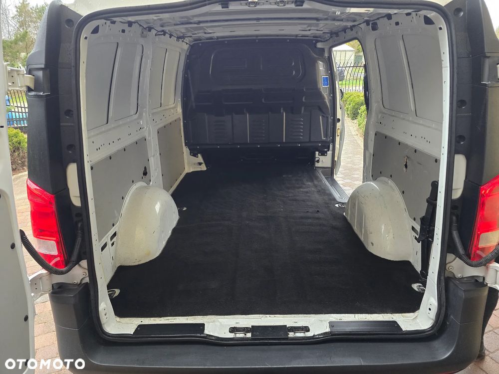Mercedes-Benz VITO - 8