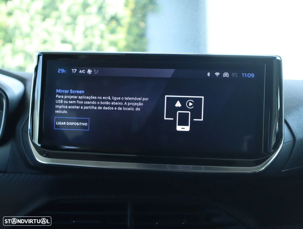 Peugeot 2008 1.2 Hybrid Allure e-DCS6 - 47