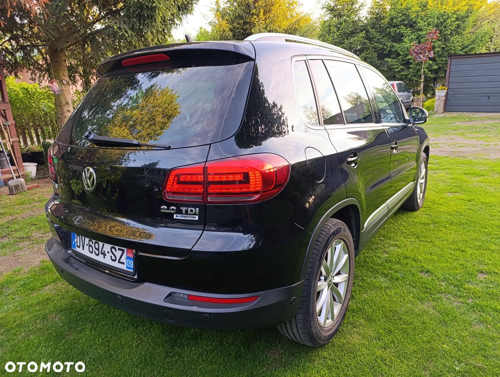 Volkswagen Tiguan 2.0 TDI DPF BlueMotion Technology Exclusive - 4