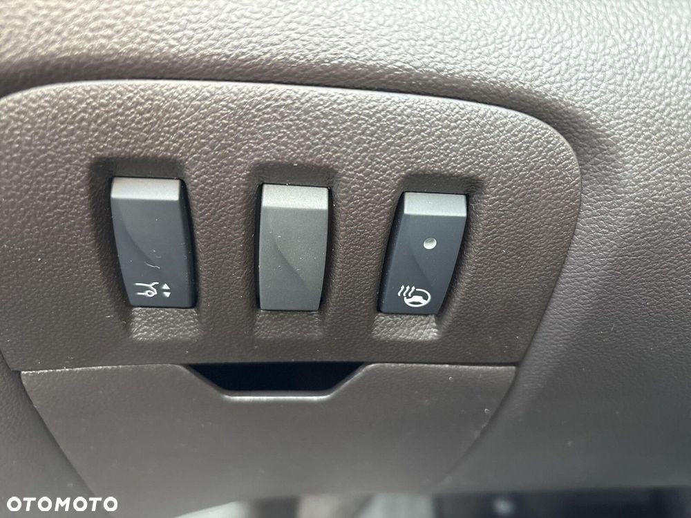 Renault Espace 1.8 TCe FAP Energy Initiale Paris EDC - 11