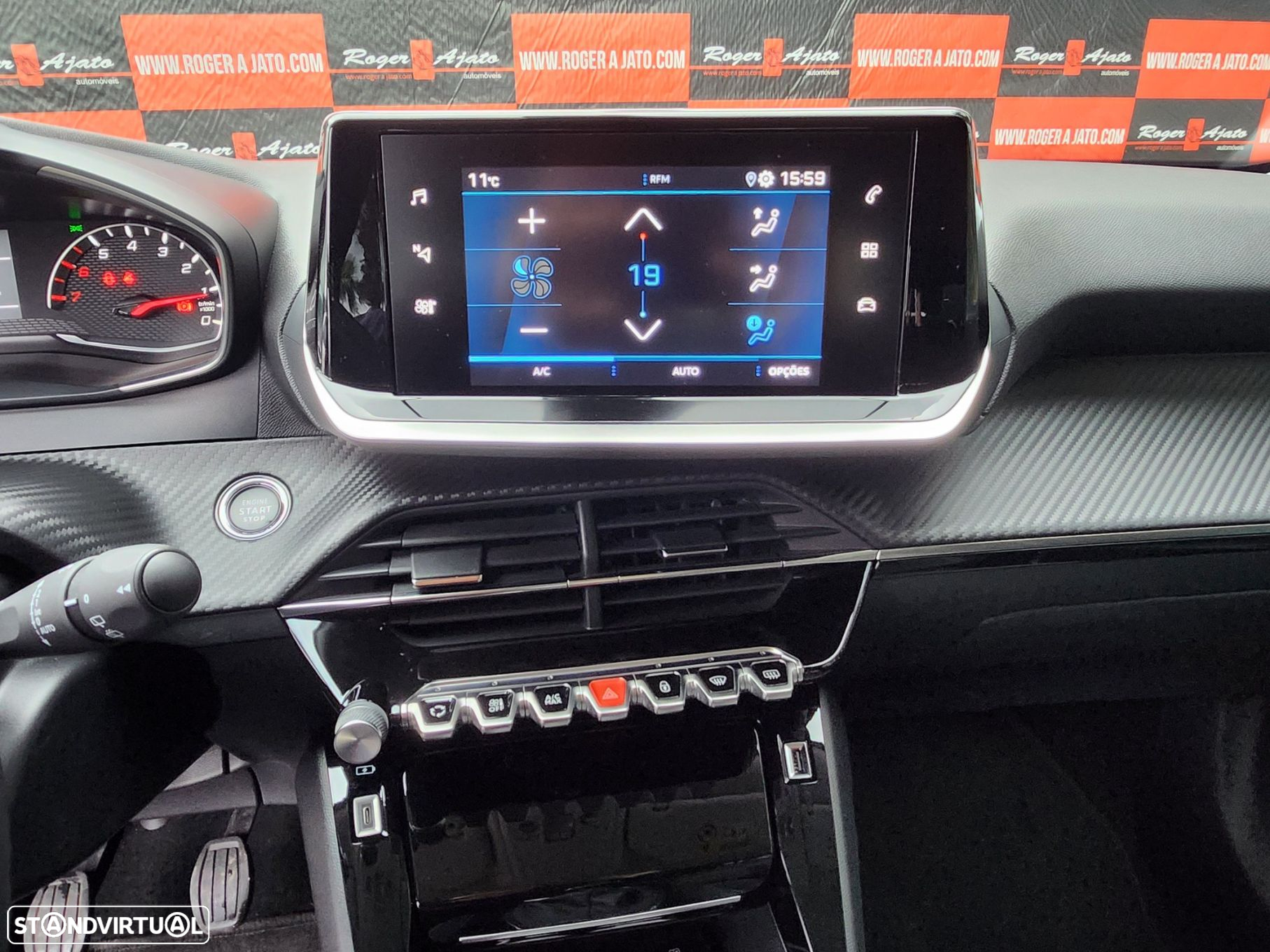 Peugeot 2008 1.5 BlueHDi Allure - 26