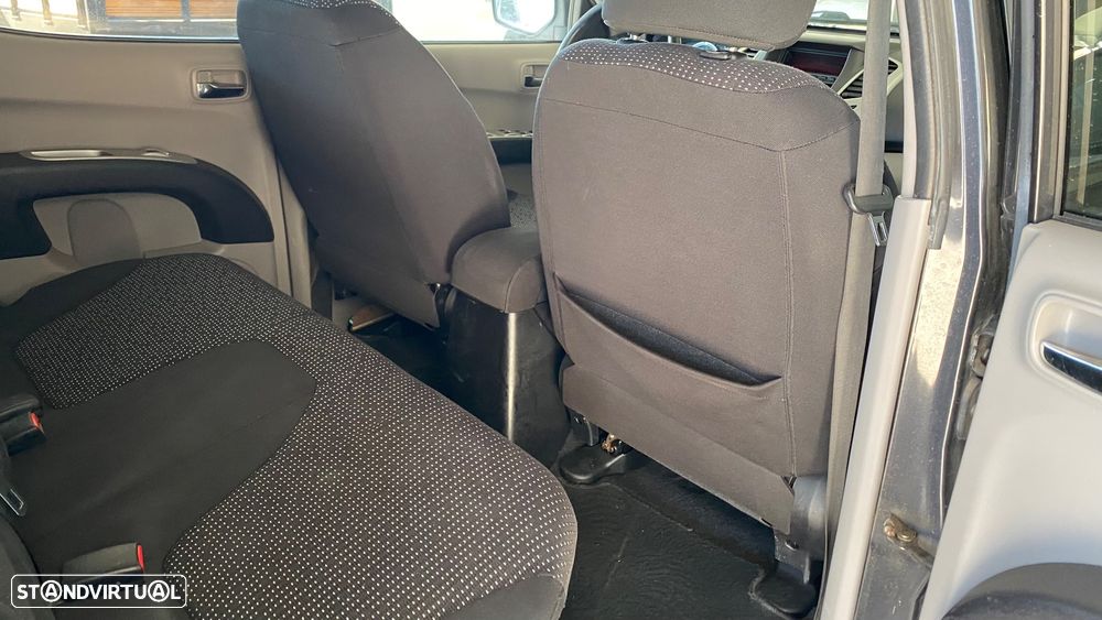 Mitsubishi L200 2.5 DI-D CD Intense HP Masc 4WD - 16