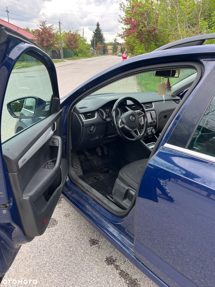 Skoda Octavia 1.6 TDI Edition DSG - 18