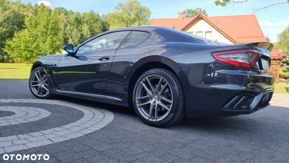 Maserati GranTurismo MC - 3