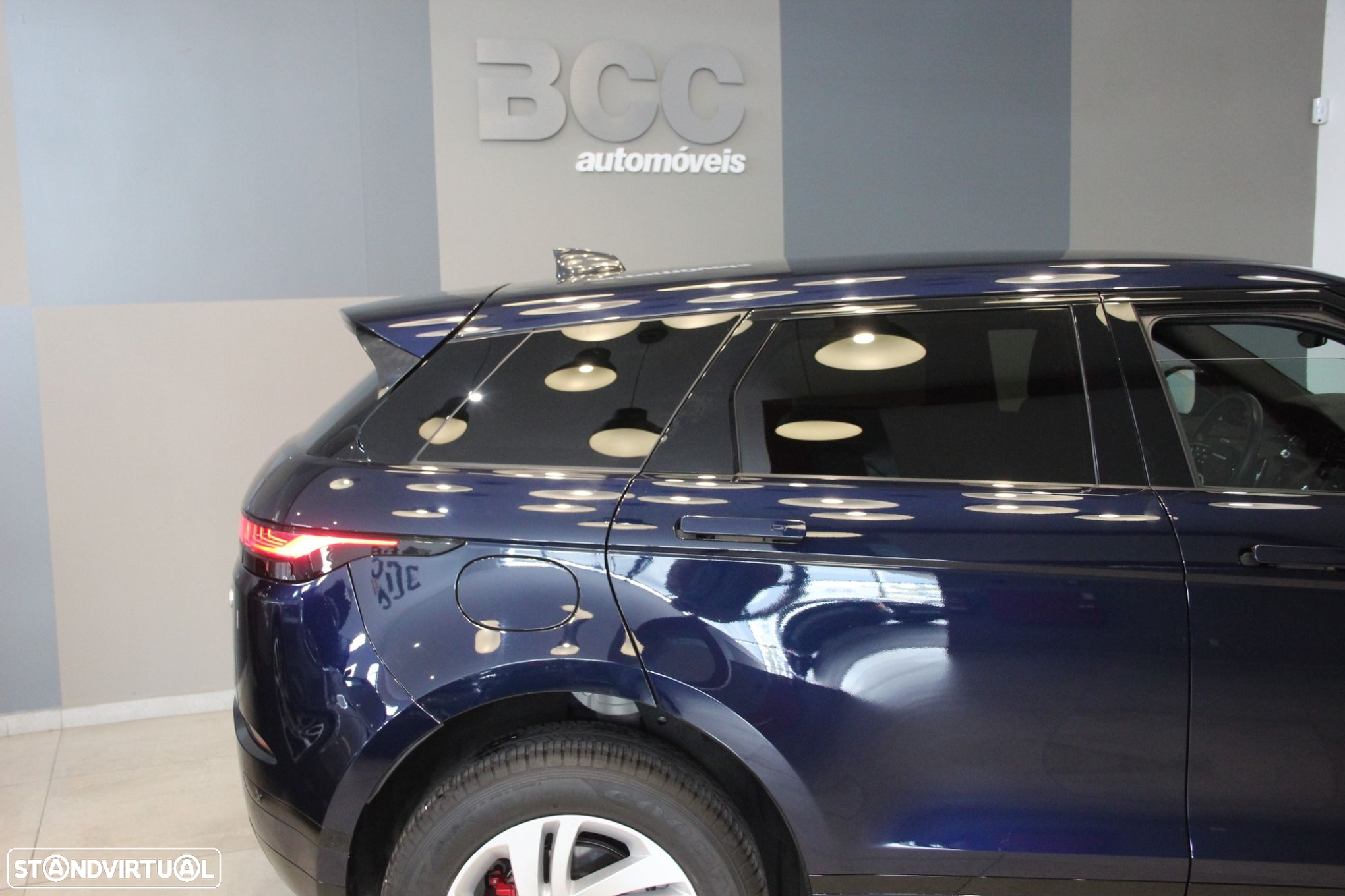 Land Rover Range Rover Evoque 1.5 P160 R-Dynamic SE Auto - 21
