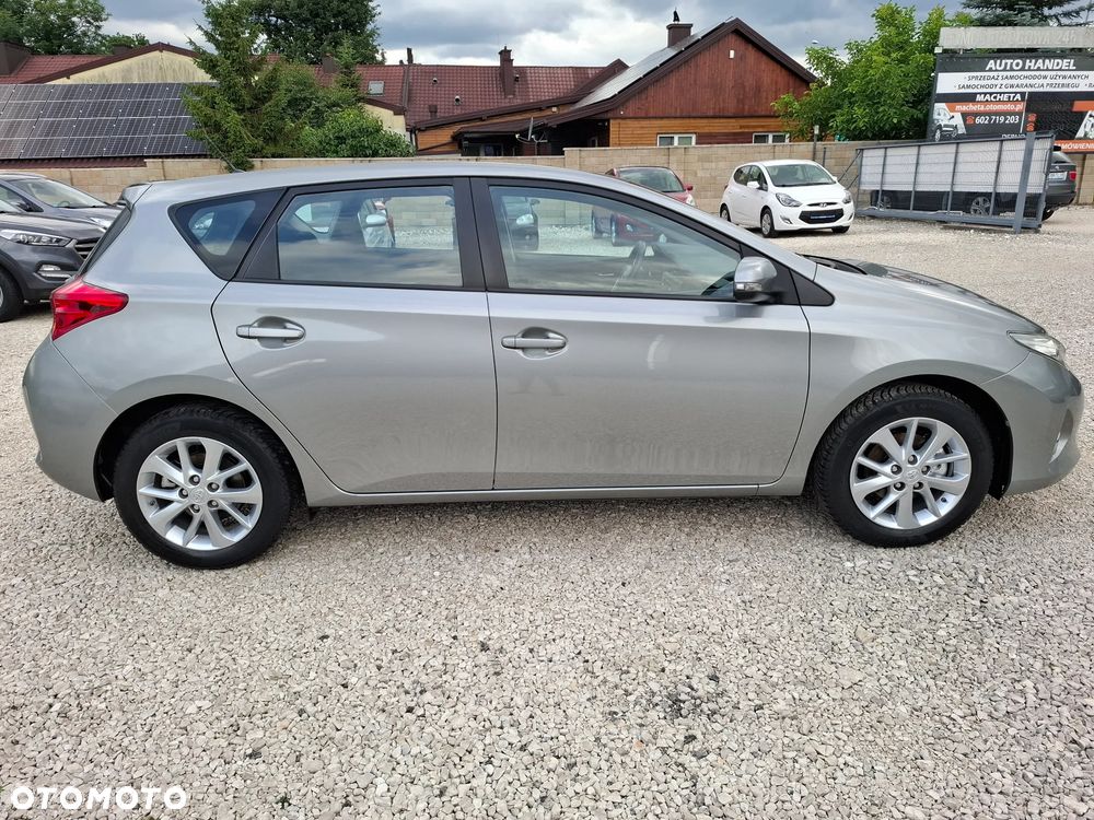 Toyota Auris 1.6 Edition - 4