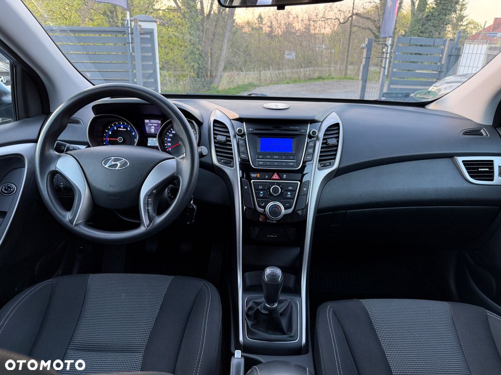 Hyundai i30 1.4 Classic + - 13