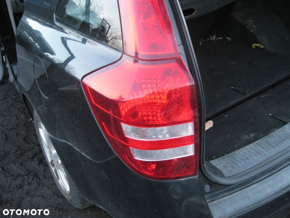 kia ceed lampa tyl kombi - 1