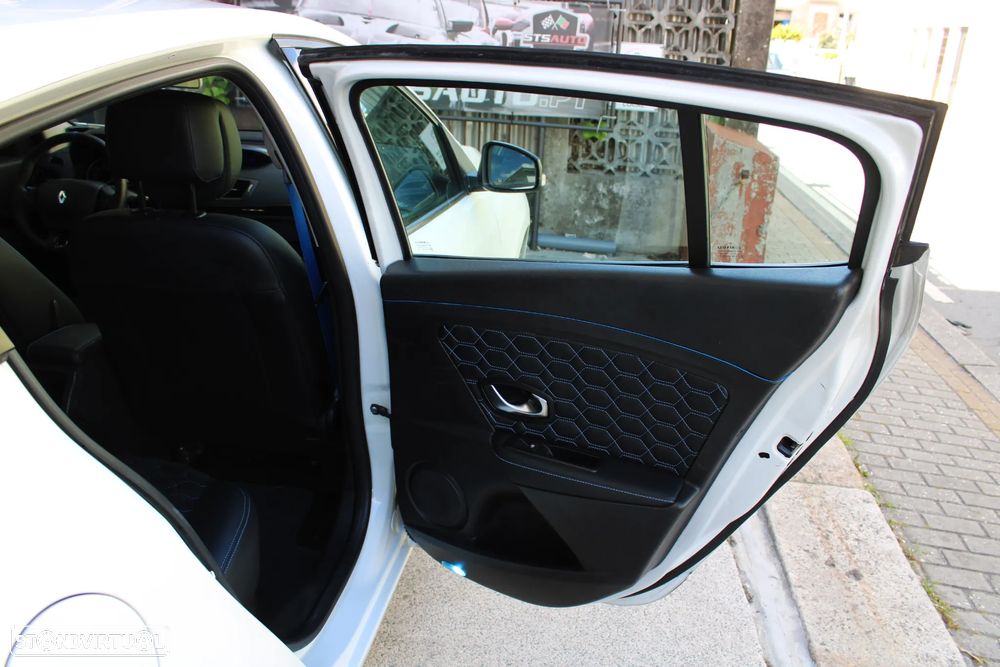 Renault Mégane dCi 90 FAP Expression - 27