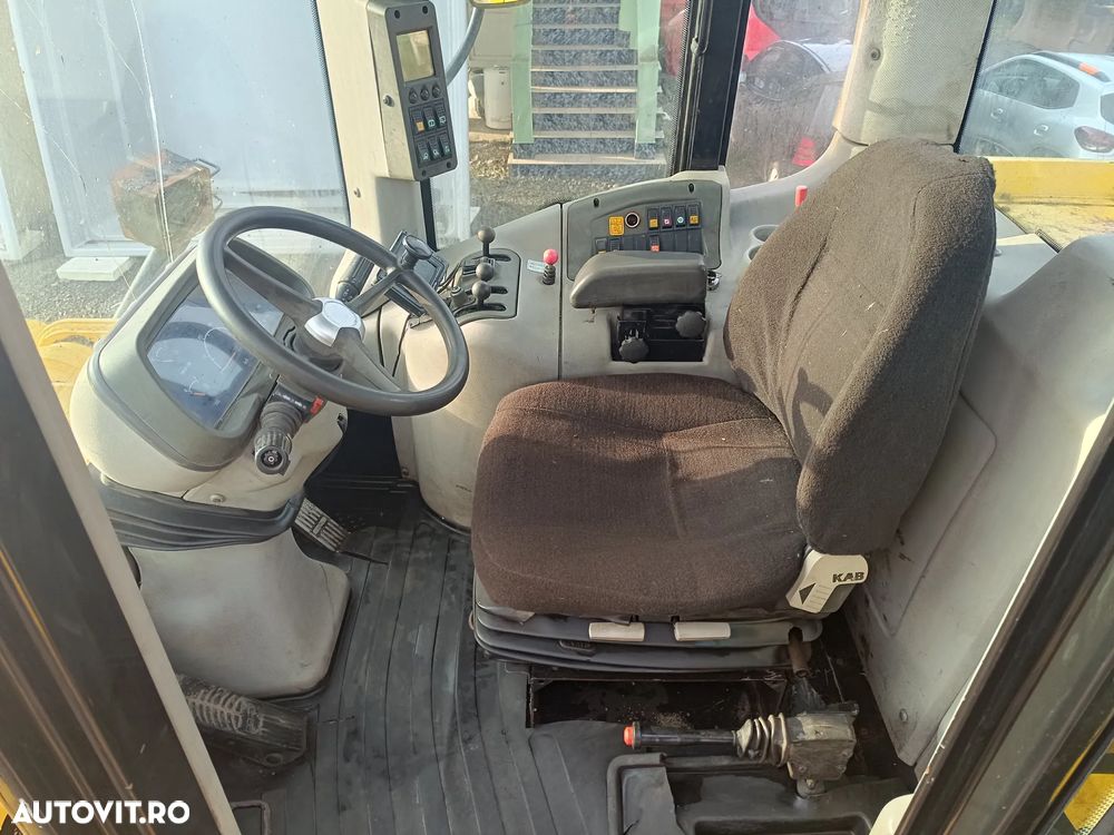 New Holland W231 - 7