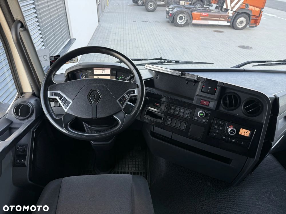 Renault T480 SleeperCab Standard / Lodówka - 10