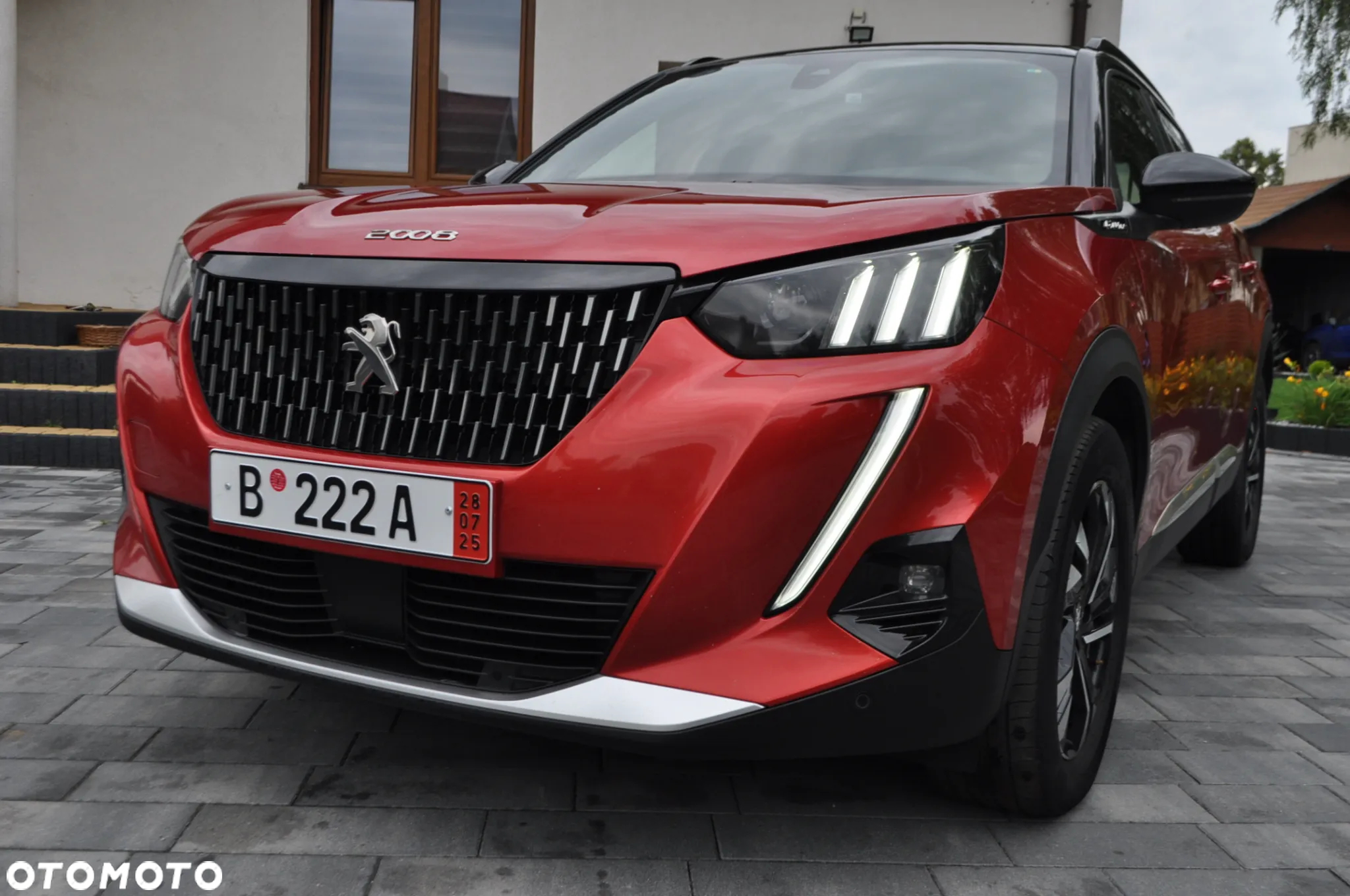 Peugeot 2008 BlueHDi 130 EAT8 GT - 27