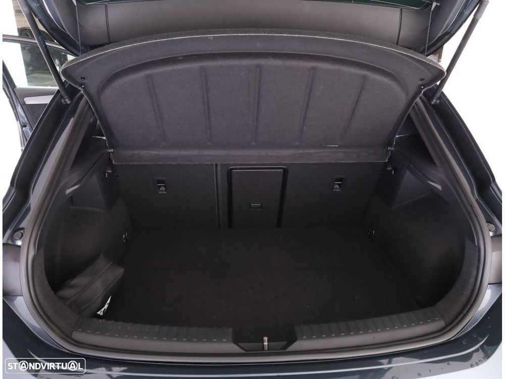 Cupra Leon 1.4 e-Hybrid DSG - 25