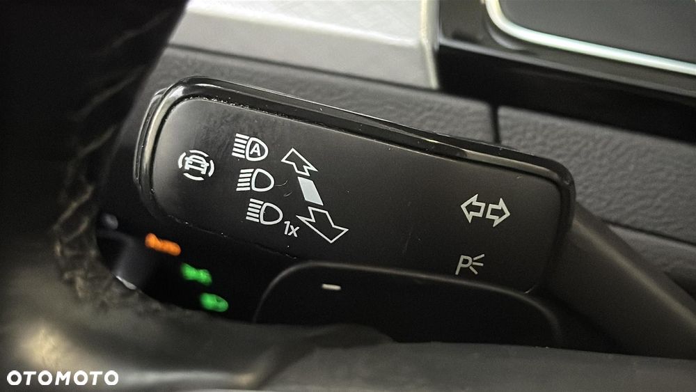 Volkswagen Passat 2.0 TDI EVO Business DSG - 31