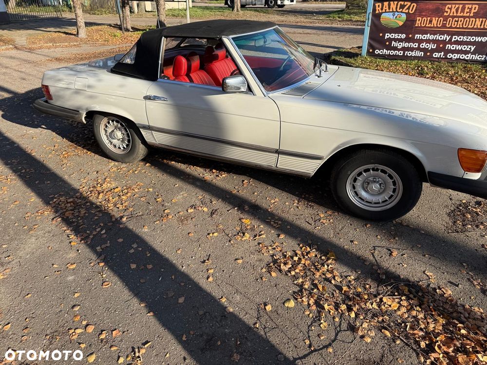Mercedes-Benz SL - 12