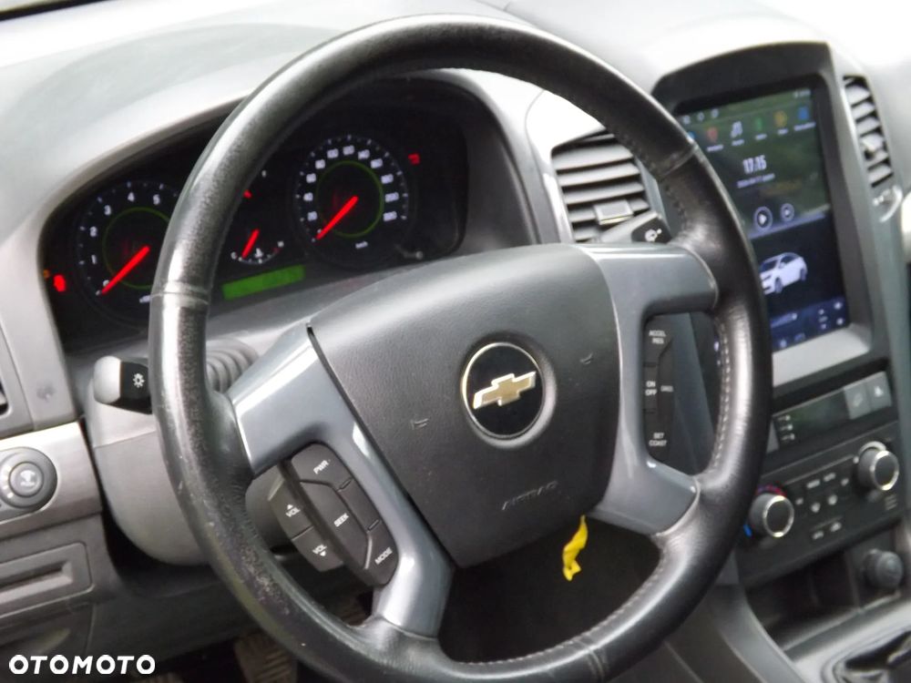 Chevrolet Captiva 2.4 LS - 18