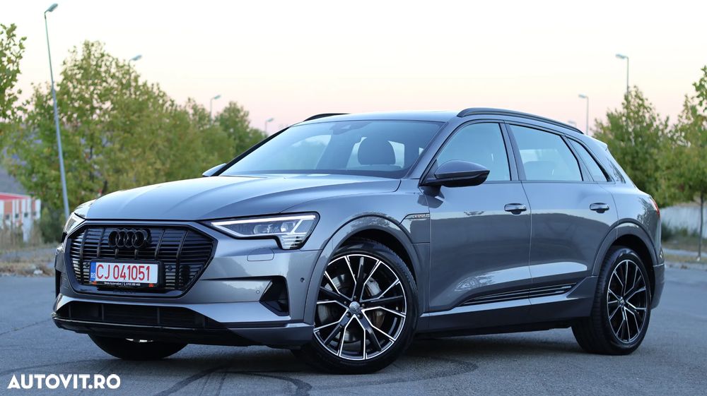Audi e-tron 55 quattro S line - 1