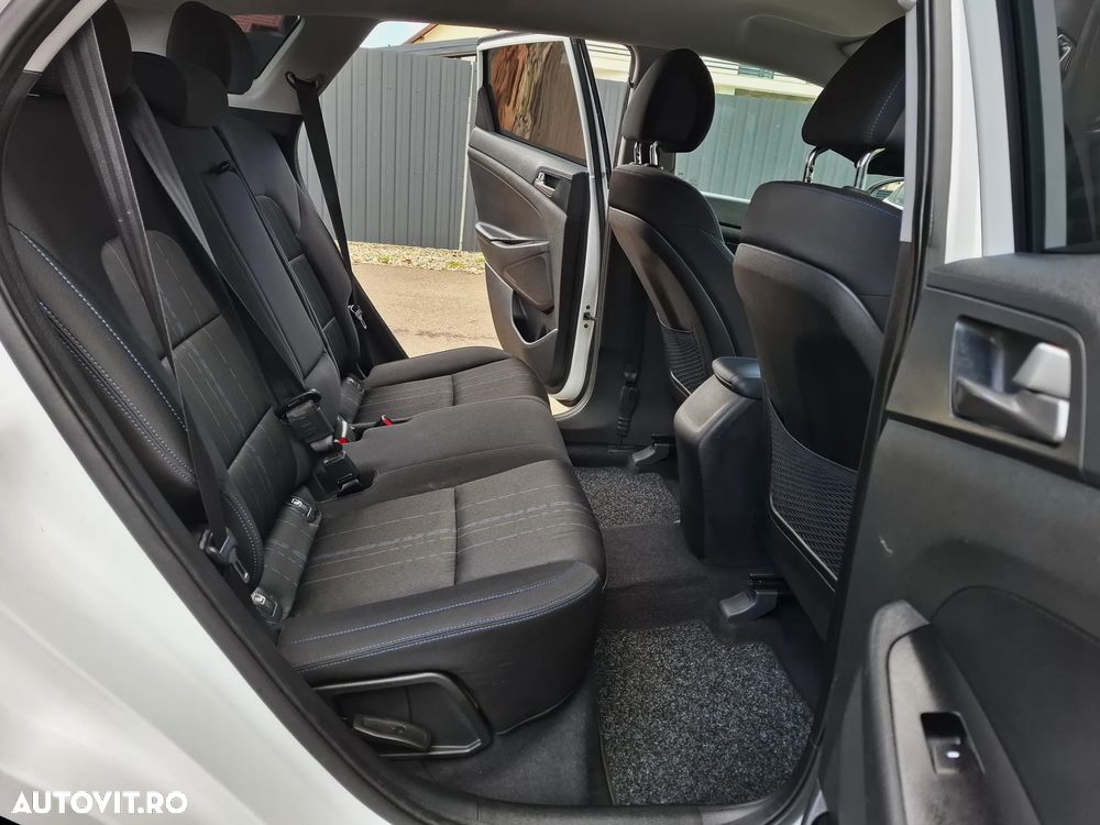 Hyundai Tucson 1.6 GDI 2WD 6MT ISG Style - 10