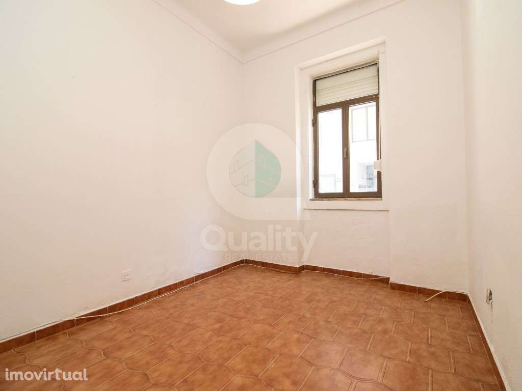 T2 com Logradouro no Centro do Barreiro - Grande imagem: 3/38