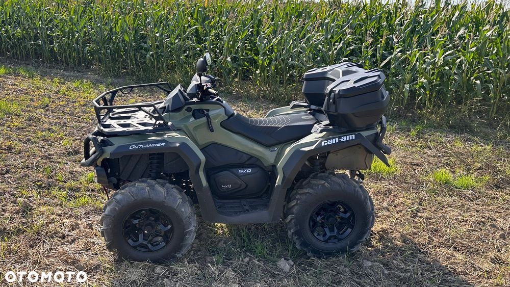Can-Am Outlander